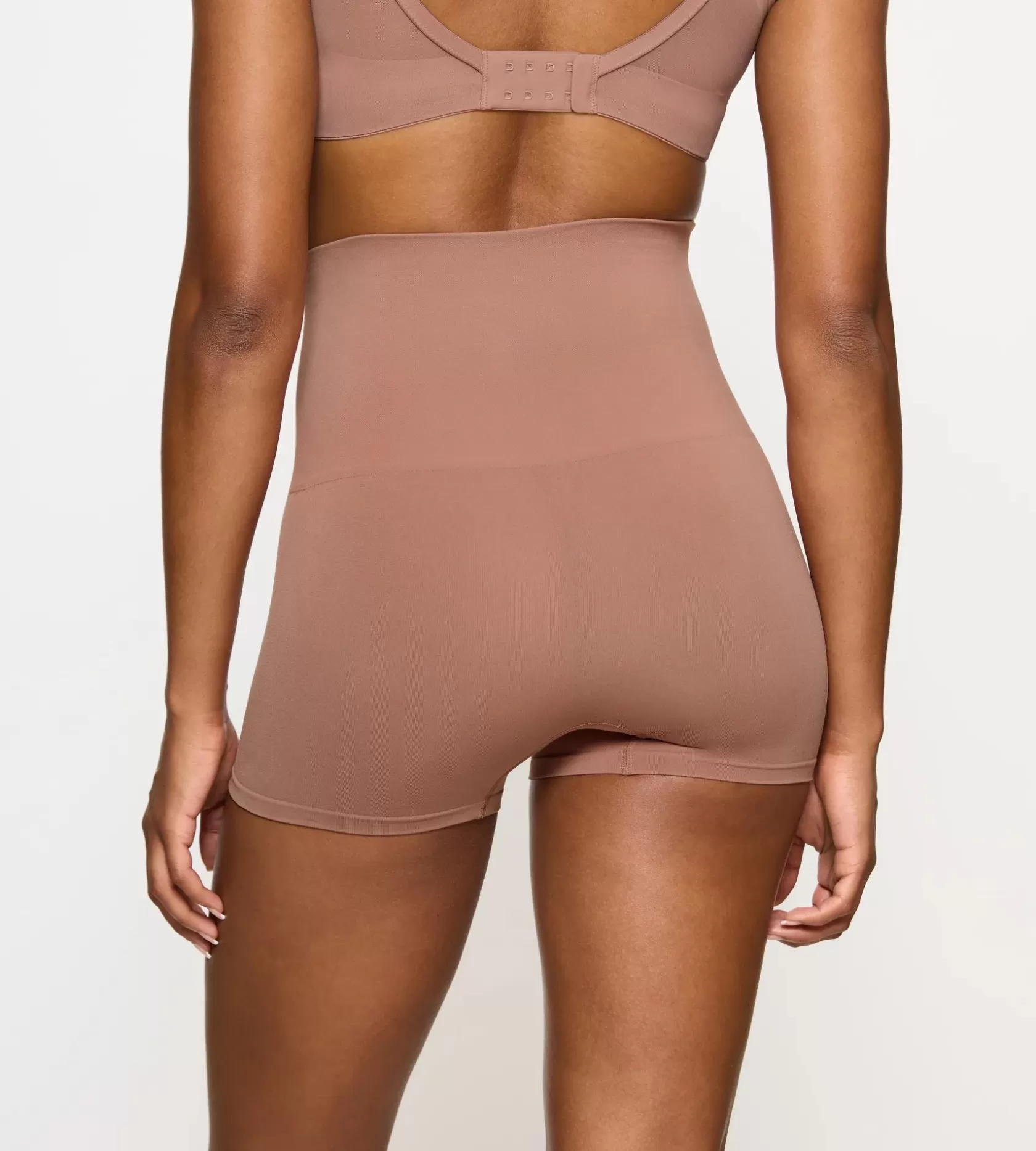 triumph_soft_sculpt_5-2.webp Triumph SOFT SCULPT Toastedalmond Store