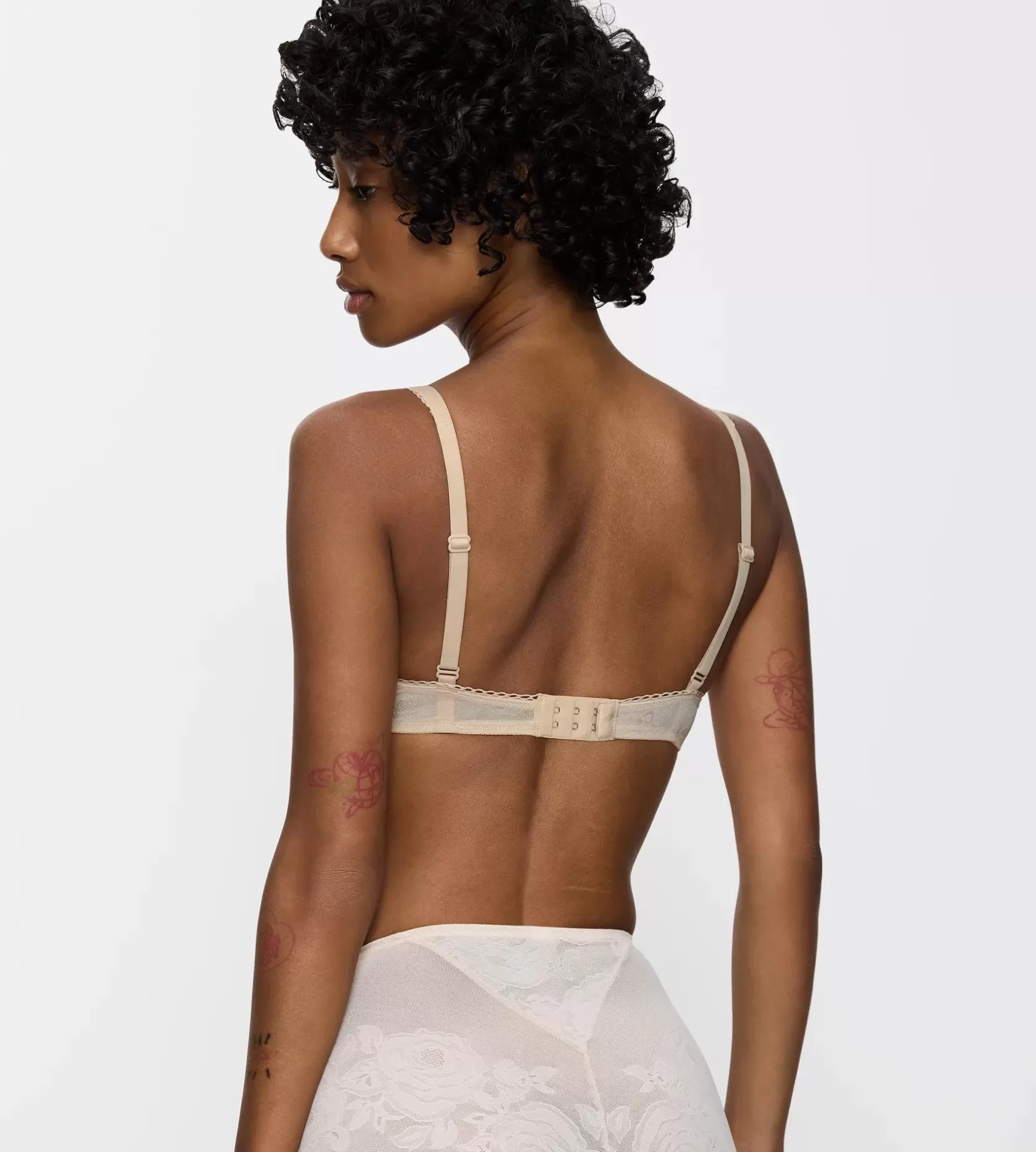 wild_rose_sensation_5-6.webp Triumph WILD ROSE SENSATION NudeBeige Store